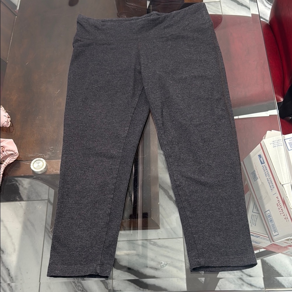 N.Y.L Capri Leggings , Three-quarter length leggings, cropped leggings